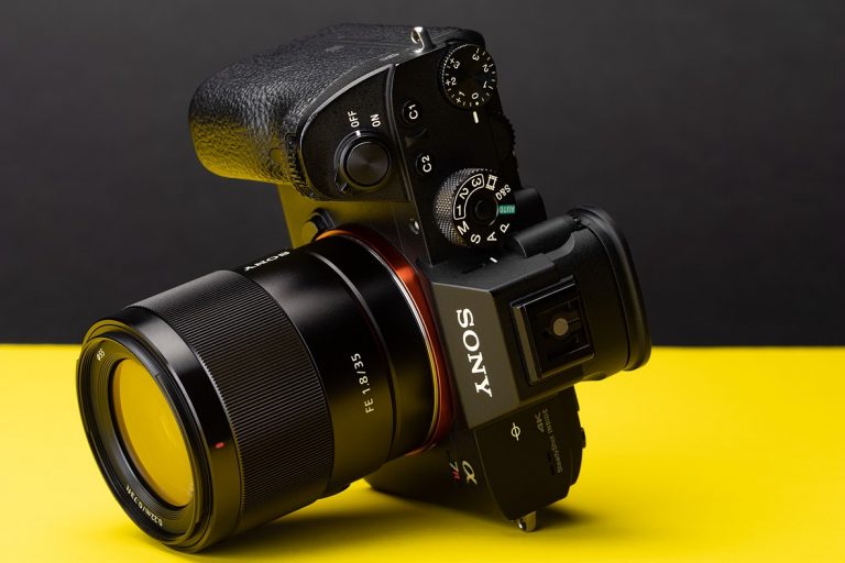 Sony FE 35mm F1.8 Review by Dpreview: “perhaps one of Sony’s most
