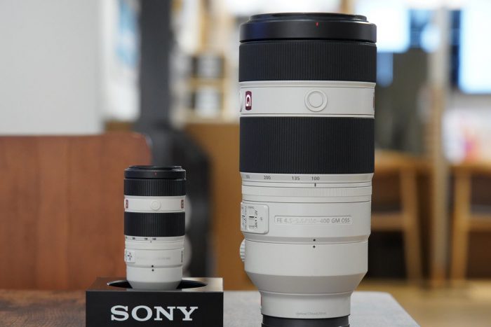 Sony Ginza store gives you this miniature Sony A7rII and lens for 